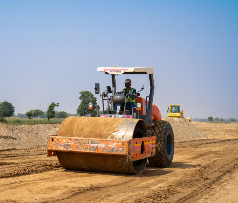 Civil+-+Image+-+Trimble+Compaction+Control+System+-+010+-+HR